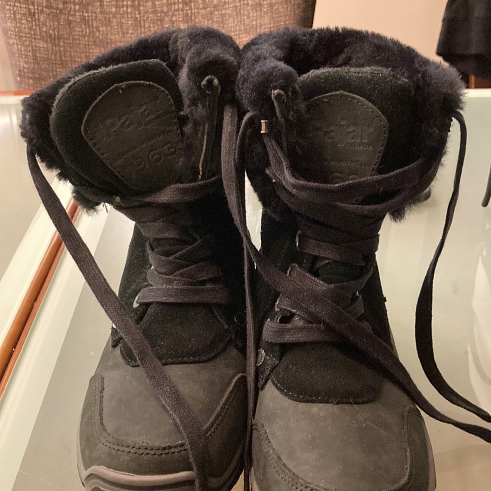 Pajar -22F black ankle boots size 7-7.5. Faux fur and suede